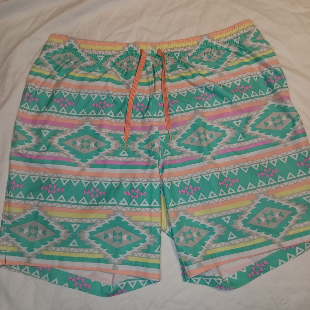 Chubbies Thighbrids hybrid gym-swim shorts 7" size XXL Pastel Aztec print